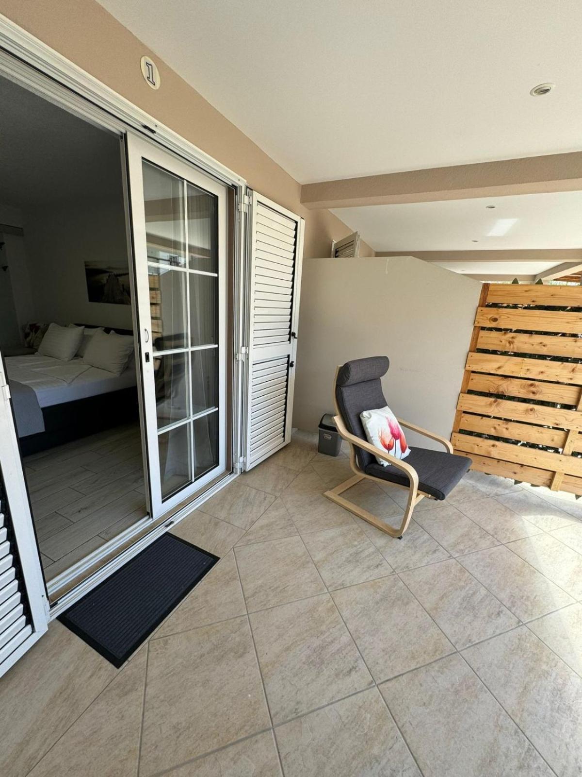 Guest House Kokolo Hvar Town Zewnętrze zdjęcie